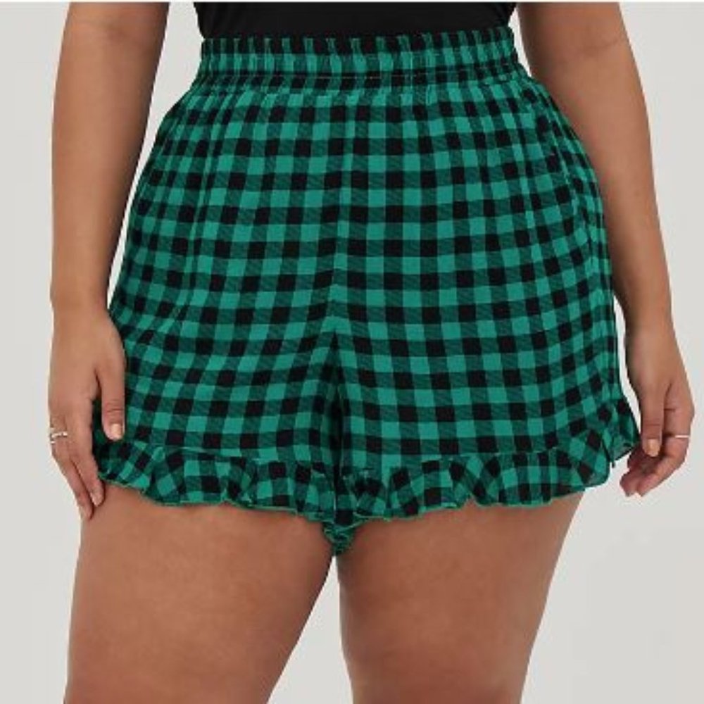 Torrid Ruffle Green and Black Gingham Gauze Shorts with Pockets - Size 3